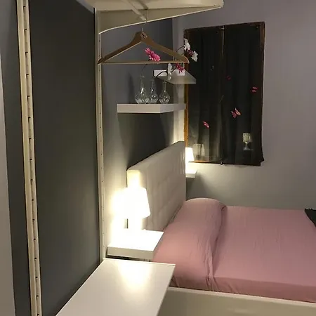 Dante & Beatrice Suites דירה