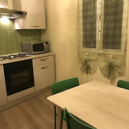 דירה Dante & Beatrice Suites *