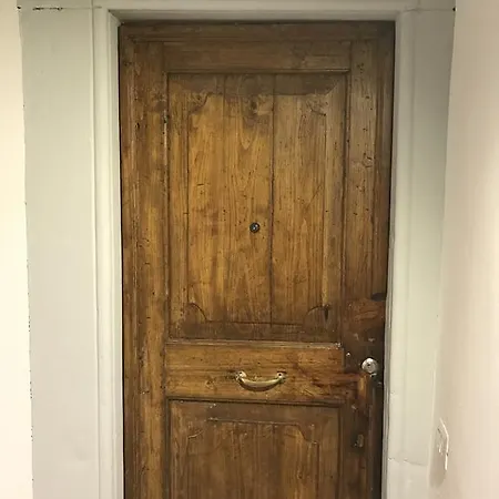 דירה Dante & Beatrice Suites